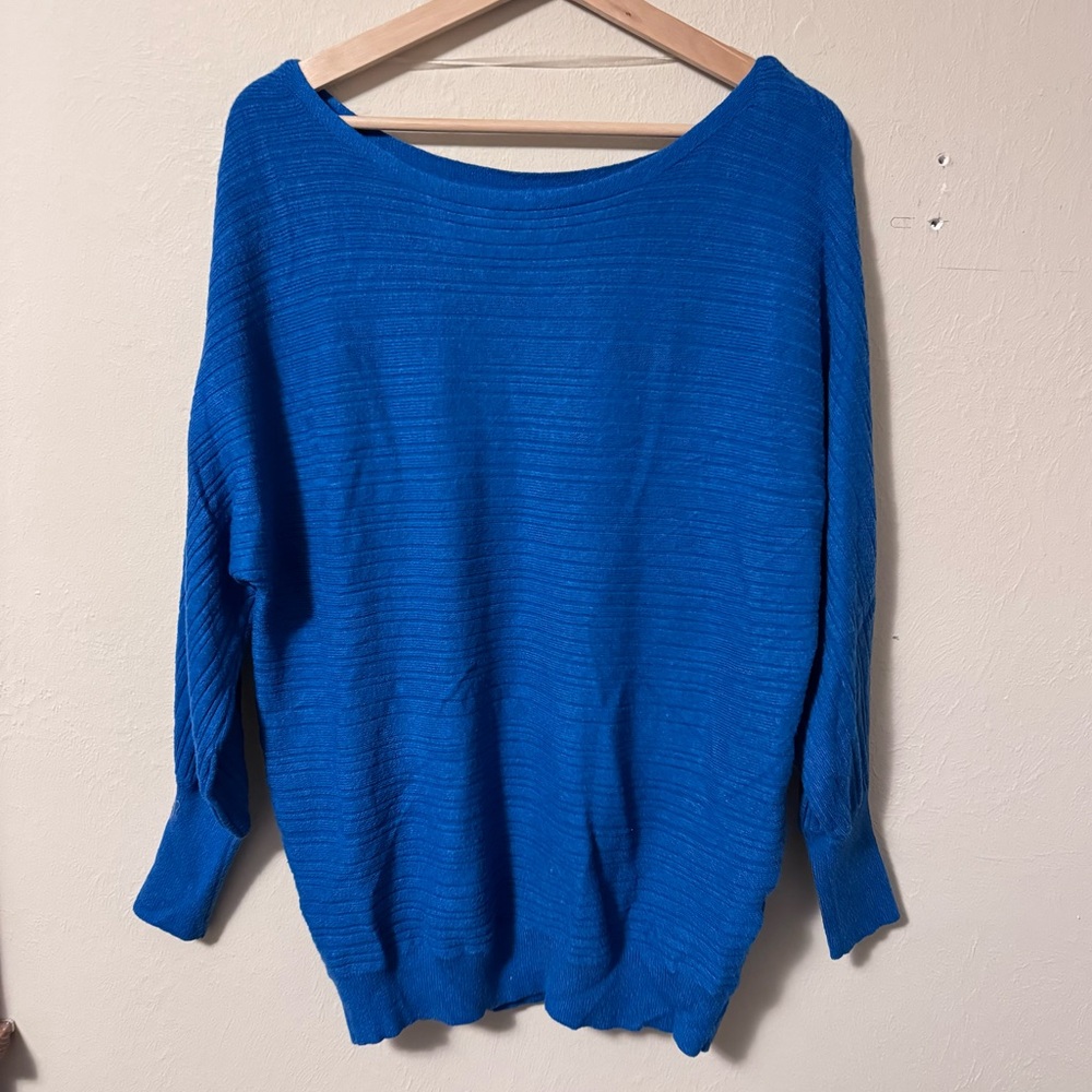 Chicos blue boat neck cashmere blend sweater Size 0 Or Small